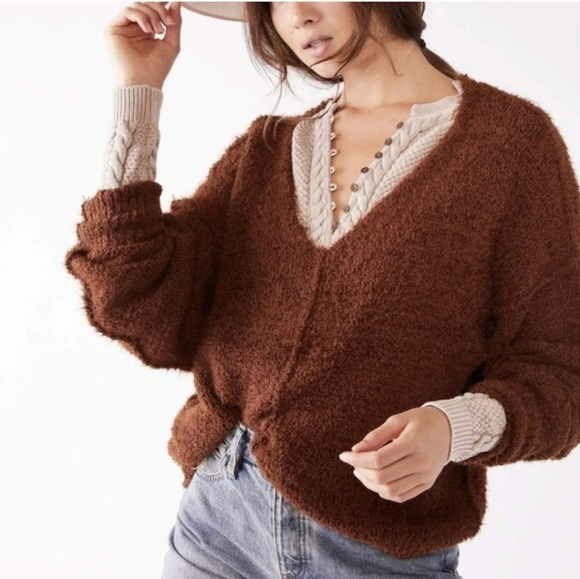 Free PEOPLE icing v neck pullover sweater knit - Picture 2 of 13